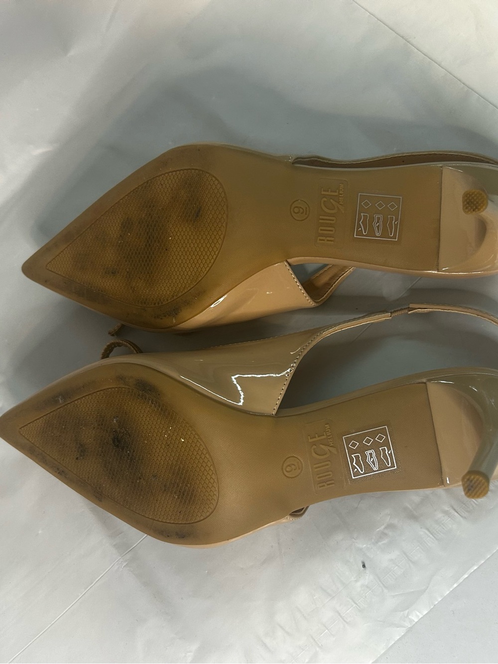 ROUGE Nude Patent Pointed-Toe Slingback Pumps with Bow Size 9. EUC - Picture 7 of 9